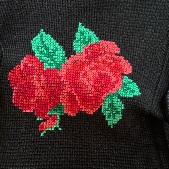 Vintage Handmade Floral Cross Stitch Afghan Blanket Black Yarn 48”w x 68” l 70’s - Picture 7 of 8